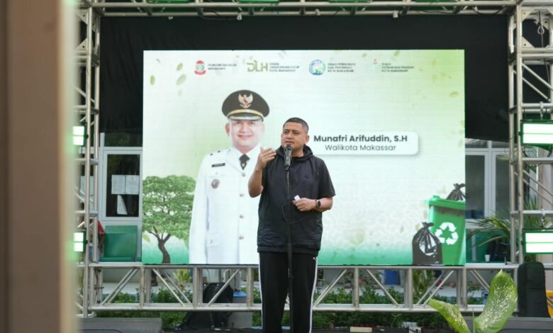 Munafri Dorong RT/RW Jadi Penggerak Kebersihan Lingkungan di Tamalanrea