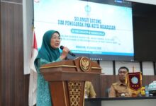 Melinda Aksa Buka SMEP Perdana 2026 di Manggala, Dorong Kader Jadi Teladan Pilah Sampah