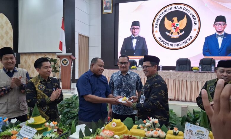 Kemenhaj Sulsel Peringati Hari Khidmat Perdana, Ikbal Ismail Tekankan Pelayanan Jemaah yang Transparan