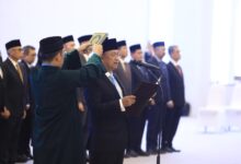 Sarjito Resmi Pimpin Pengawasan Bursa Mineral dan Komoditas Strategis OJK