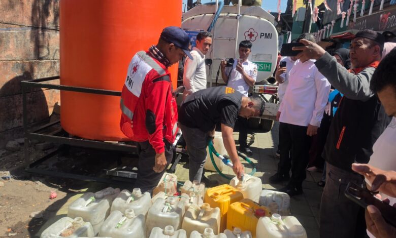 Kekeringan Meluas, Appi Turun Langsung Pastikan Distribusi Air Bersih di Makassar