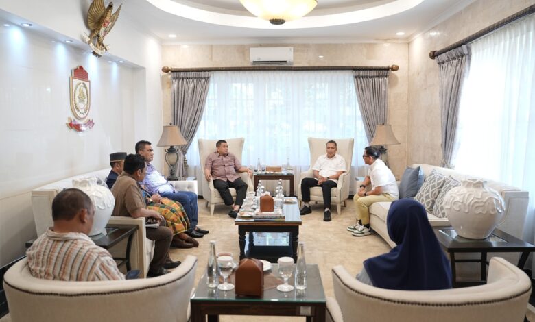 Antrean BBM Harus Segera DiselesaikanPemkot Makassar dan Pertamina Siapkan Langkah Teknis Urai Antrean BBM