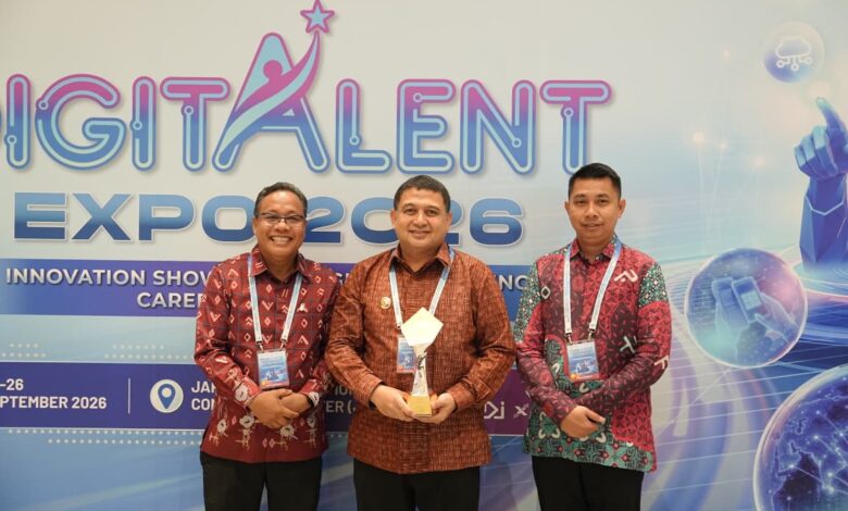 Munafri Bawa Makassar Raih Predikat Kota TP2DD Terbaik 2026