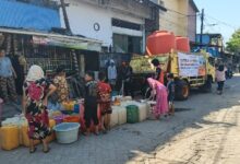 Hadapi Kekeringan, BPBD Makassar Distribusikan 5,1 Juta Liter Air ke Warga