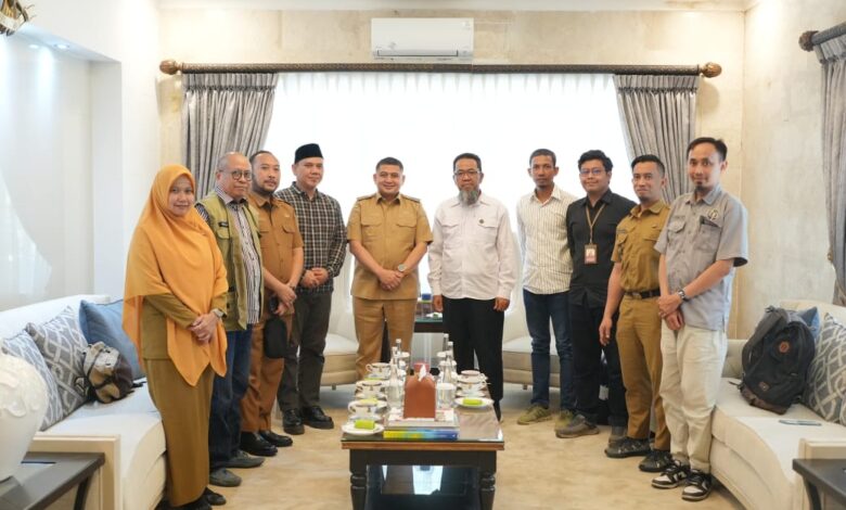 Pemkot Makassar dan Unhas Siapkan 50 Titik Pengolahan Sampah, Terintegrasi dengan Budidaya Maggot