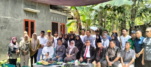 Fapet Unhas dan Pemkab Barru Kembangkan Ayam Alope sebagai Model Pengentasan Kemiskinan Berkelanjutan
