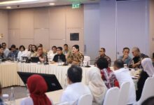 Perkuat Integritas dan Kepercayaan Investor, OJK Bersama SRO Rangkul Ekonom hingga Finfluencer