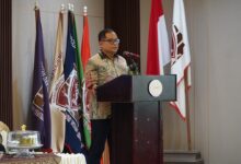 Dorong Masyarakat Cerdas Finansial, OJK Sulselbar dan DPR RI Gelar Edukasi Keuangan di Bone