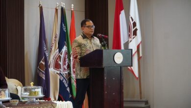 Dorong Masyarakat Cerdas Finansial, OJK Sulselbar dan DPR RI Gelar Edukasi Keuangan di Bone