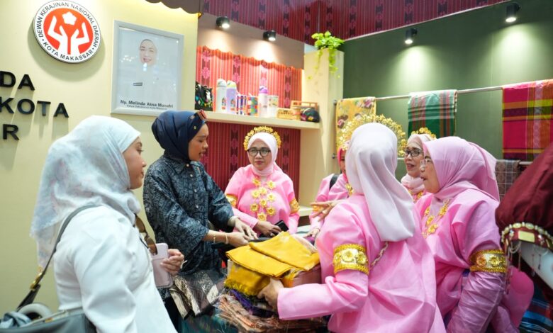 Dekranasda Makassar Uji Minat Pasar Nasional, Bawa Wastra dan Kriya Lokal ke INACRAFT 2026