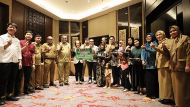 DPPKB Makassar Salurkan Bantuan CSR Hotel Myko untuk Ibu Hamil dan Anak Stunting