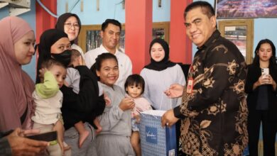 DPPKB Makassar dan Vasaka Hotel Salurkan Bantuan untuk Anak Berisiko Stunting