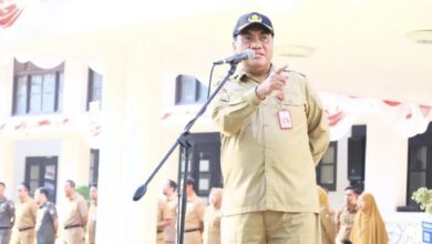 Kepala DPPKB Makassar Pimpin Pelaksanaan Apel Pagi Pemkot, Tekankan Disiplin dan Integritas ASN