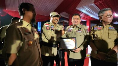 Munafri Terima Penghargaan Mensos atas Dedikasi dalam Penanggulangan Bencana