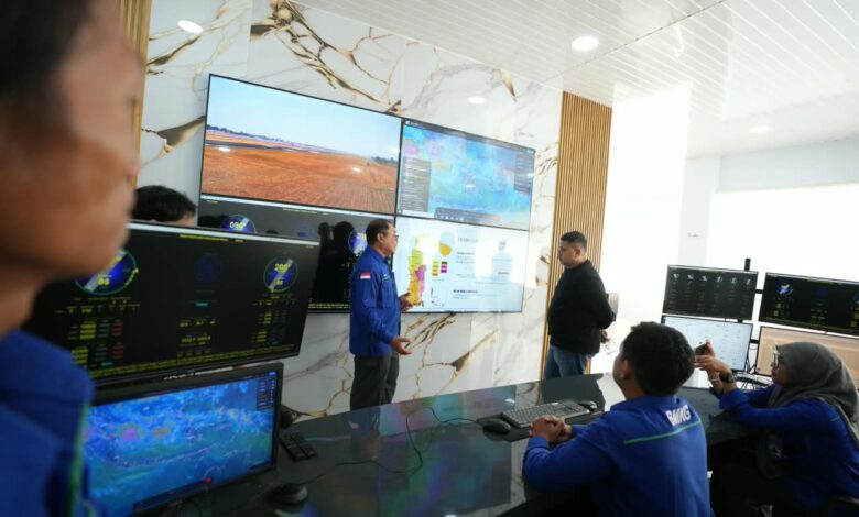 Pantau Kabut Asap di BMKG, Munafri Siapkan Langkah Penanganan dan Antisipasi Banjir