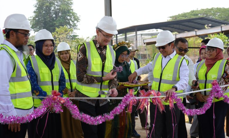 Unhas dan Dubes Inggris Perkuat Kolaborasi Iklim Lewat Pengolahan Sampah Berbasis Ekonomi Sirkular